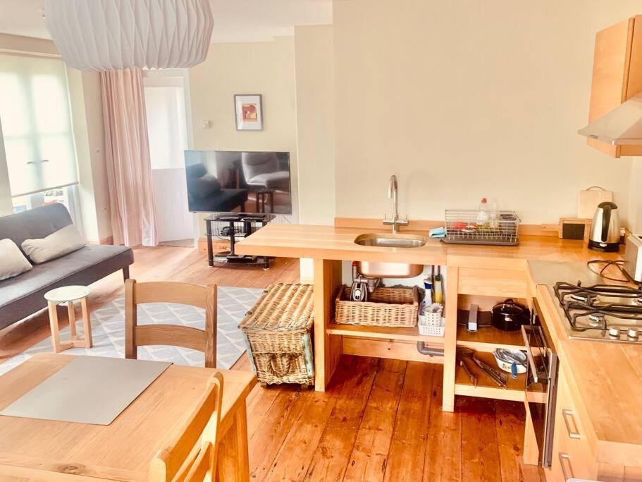 Delightful Ely House Bright And Warm With Cathedral View Apartment ภายนอก รูปภาพ