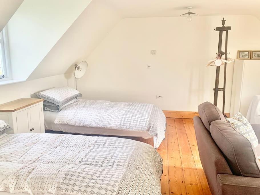 Delightful Ely House Bright And Warm With Cathedral View Apartment ภายนอก รูปภาพ